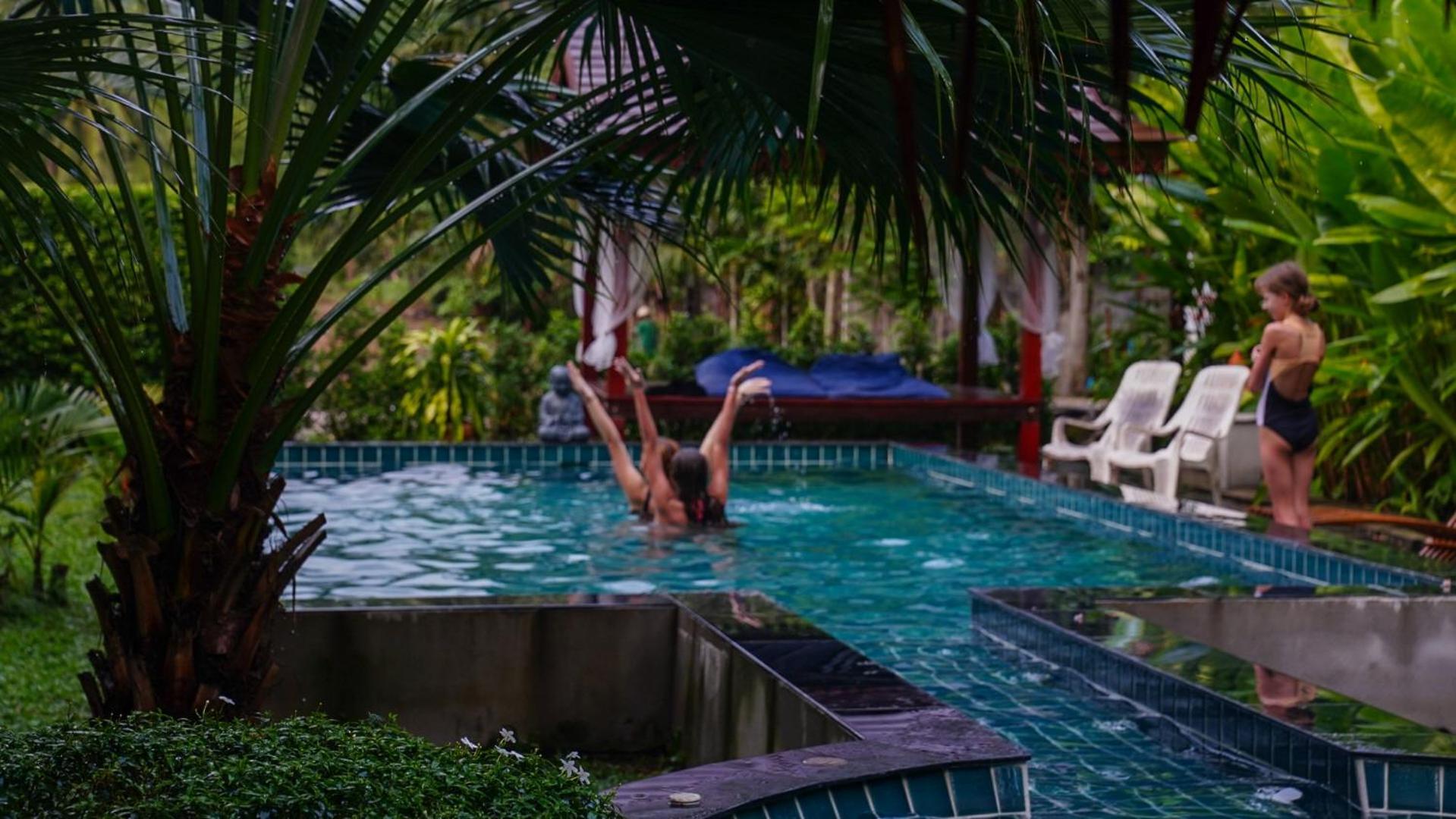 Leeloo Paradise 3* Khanom